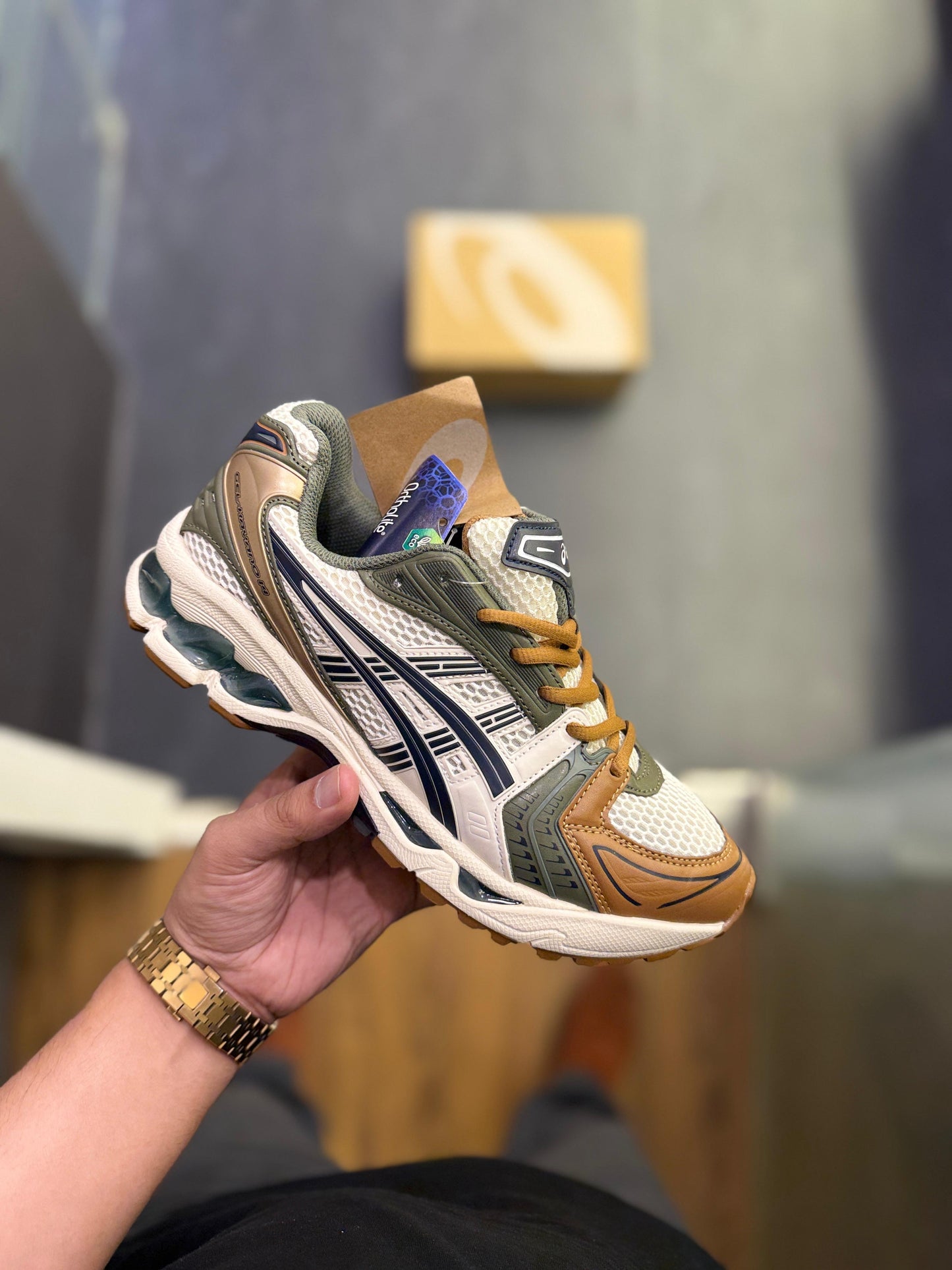 ASICS GEL KAYANO 14 GREEN BROWN
SHOWROOM QUALITY
