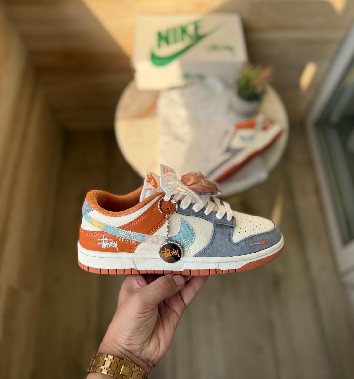 NIKE SB DUNK STUSSY GREY ORANGE
2025