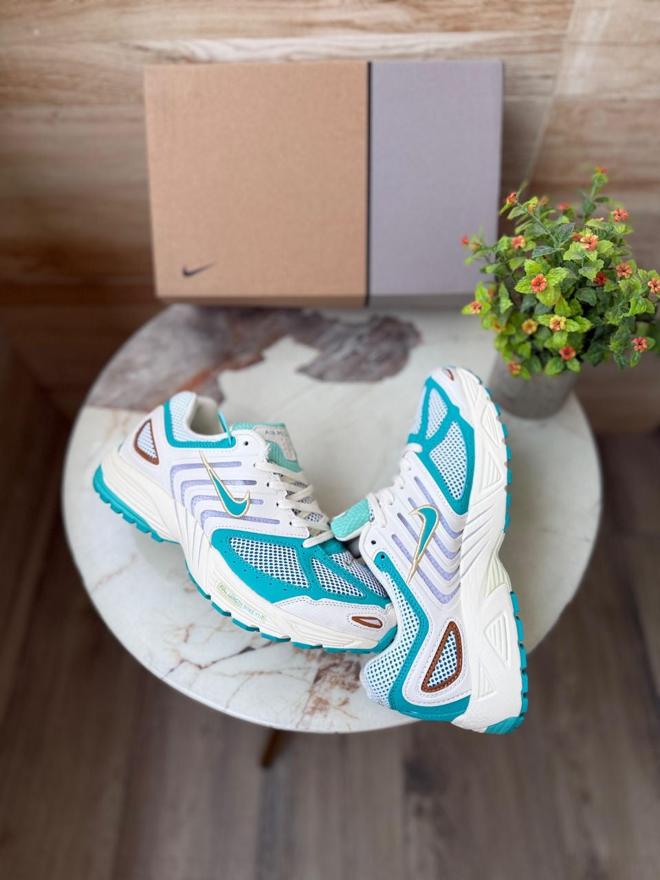 NIKE AIR PEGASUS 2K5 COCONUT MILK