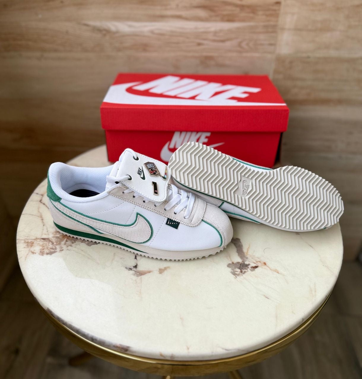 NIKE CORTEZ PETALS UNITED