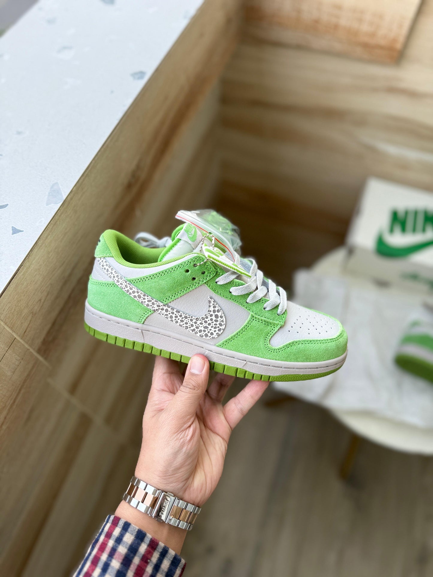 NIKE SB DUNK CHLOROPHYLL 2025