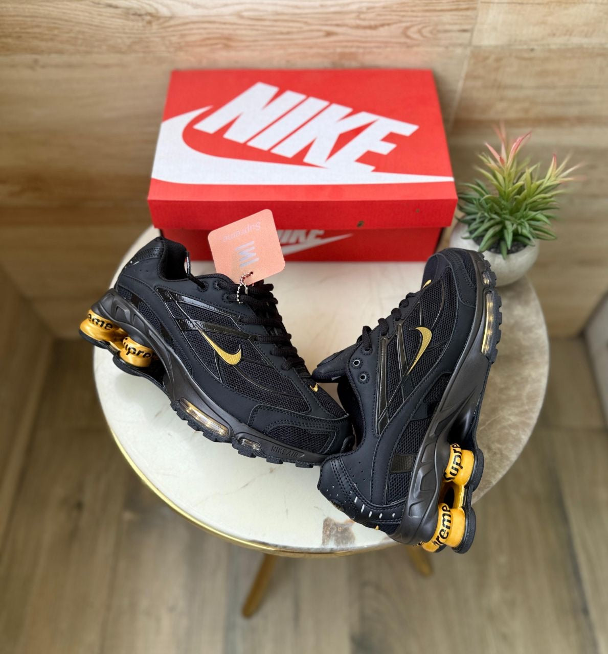 NIKE SHOX 2025 TRIPPLE BLACK GOLD
SUPREME