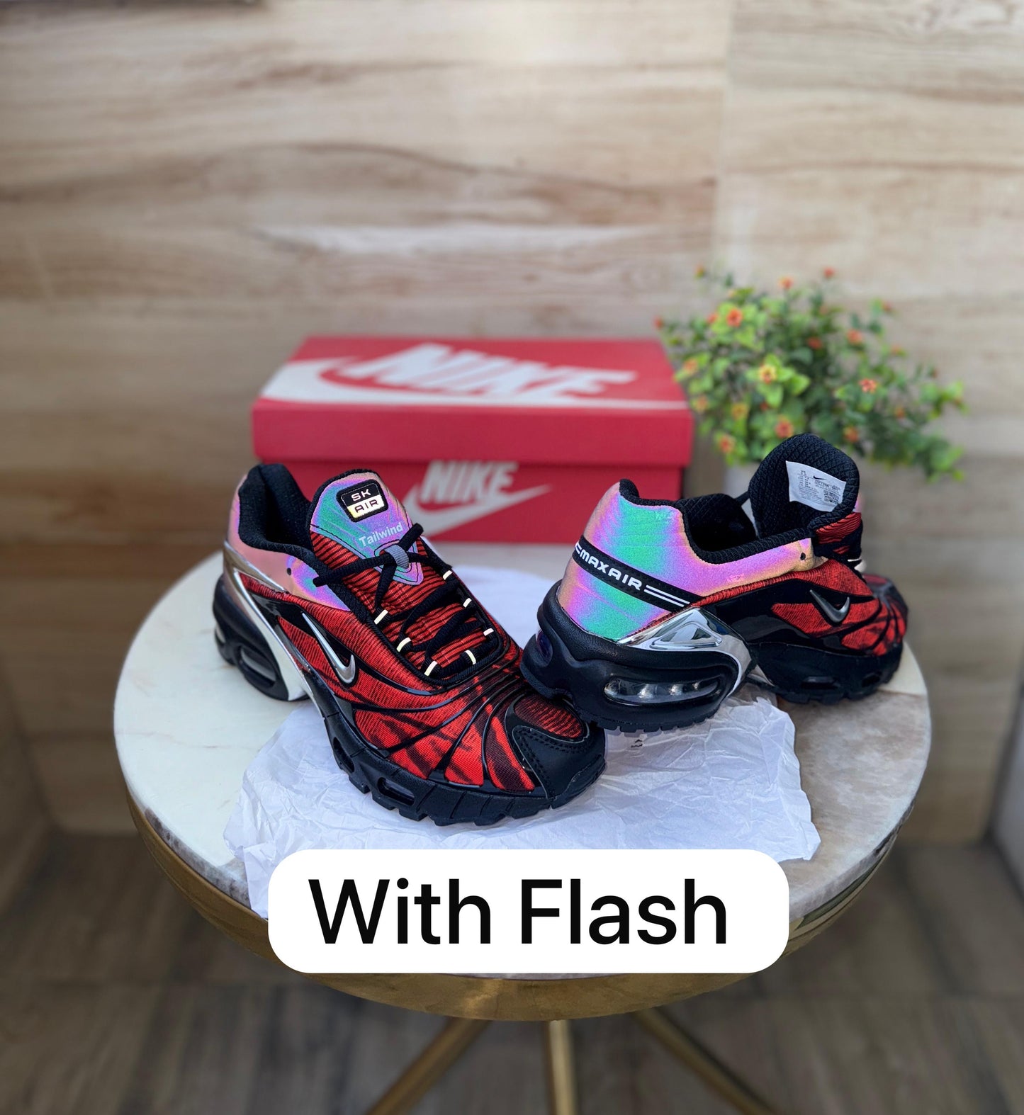 NIKE AIRMAX TAILWIND TN PLUS RED
SHOWROOM QUALITY