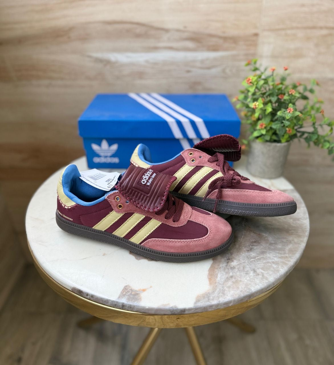 ADIDAS ORIGINALS SAMBA WALES BONER
MAROON
SHOWROOM QUALITY