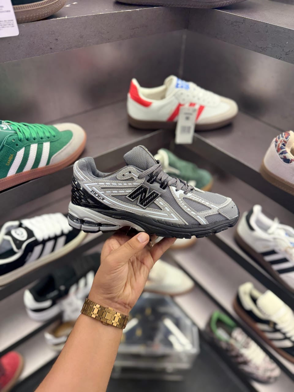 NEW BALANCE 1906 CASTLEROCK
SHOWROOM QUALITY