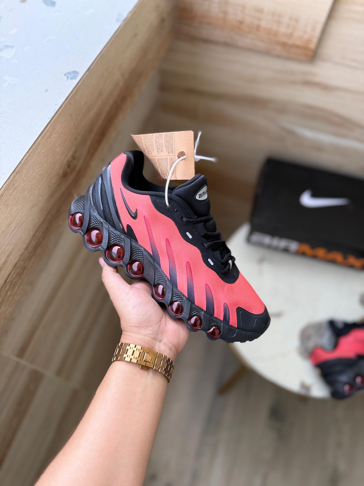NIKE AIRMAX DN8 RED CRIMSON