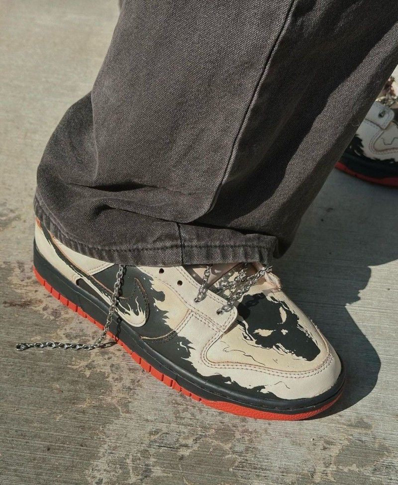 NIKE SB DUNK "GHOST RIDER"
TOP 10A QUALITY