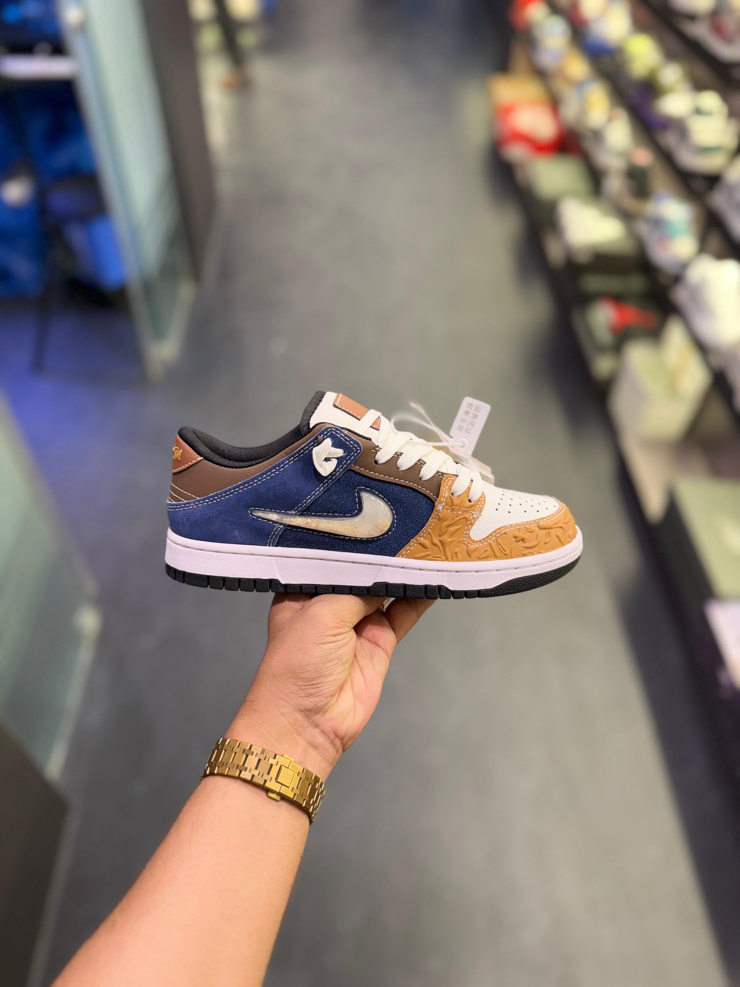 NIKE SB DUNK CHINESE DRAGON NEW
YEAR 2024 BLUE