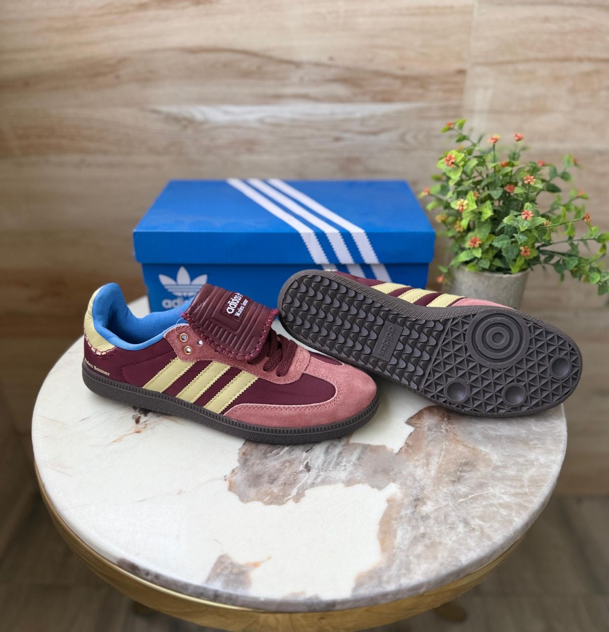 ADIDAS ORIGINALS SAMBA WALES BONER
MAROON
SHOWROOM QUALITY
