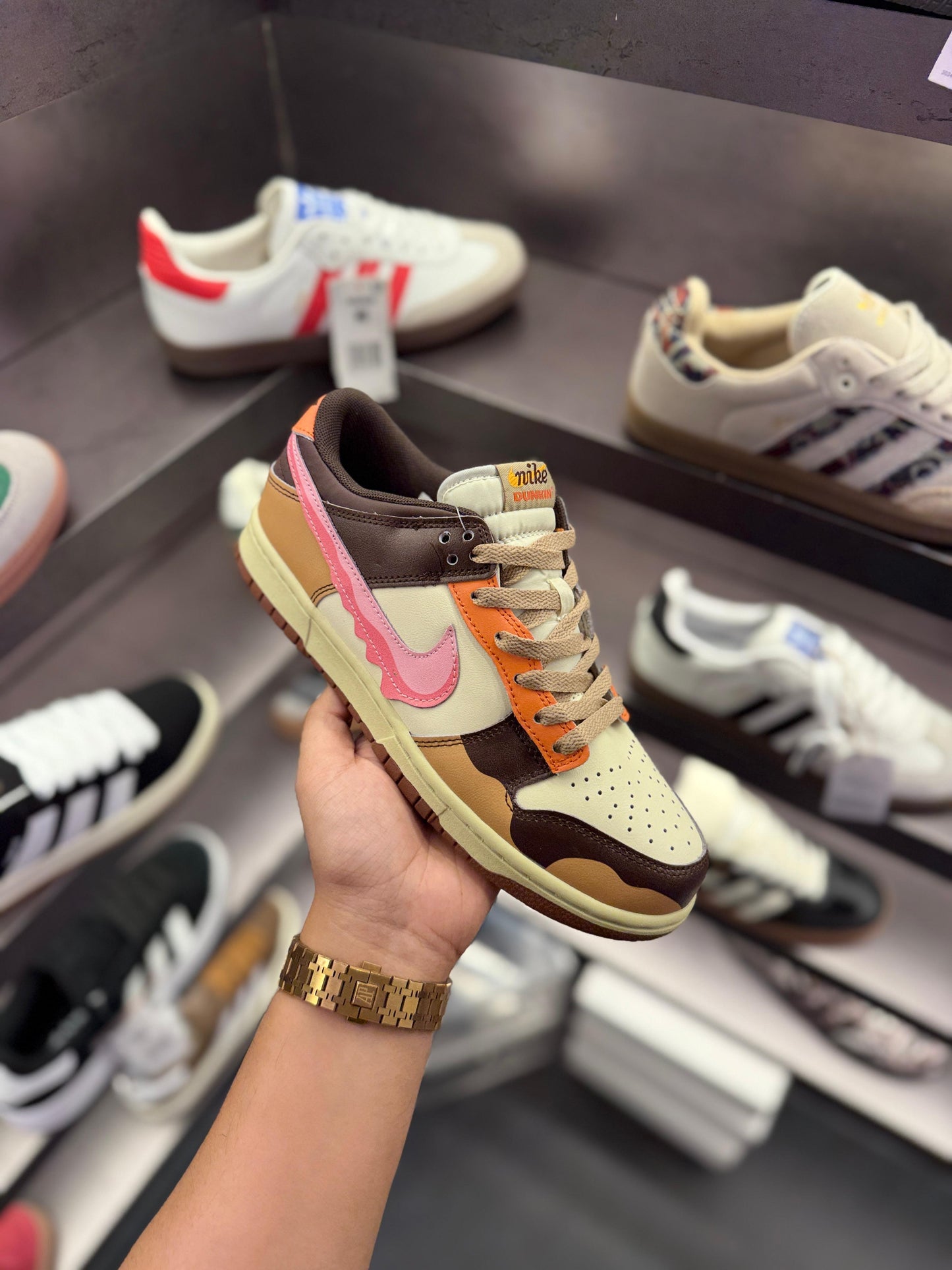 NIKE SB DUNK WHAT THE DONUT