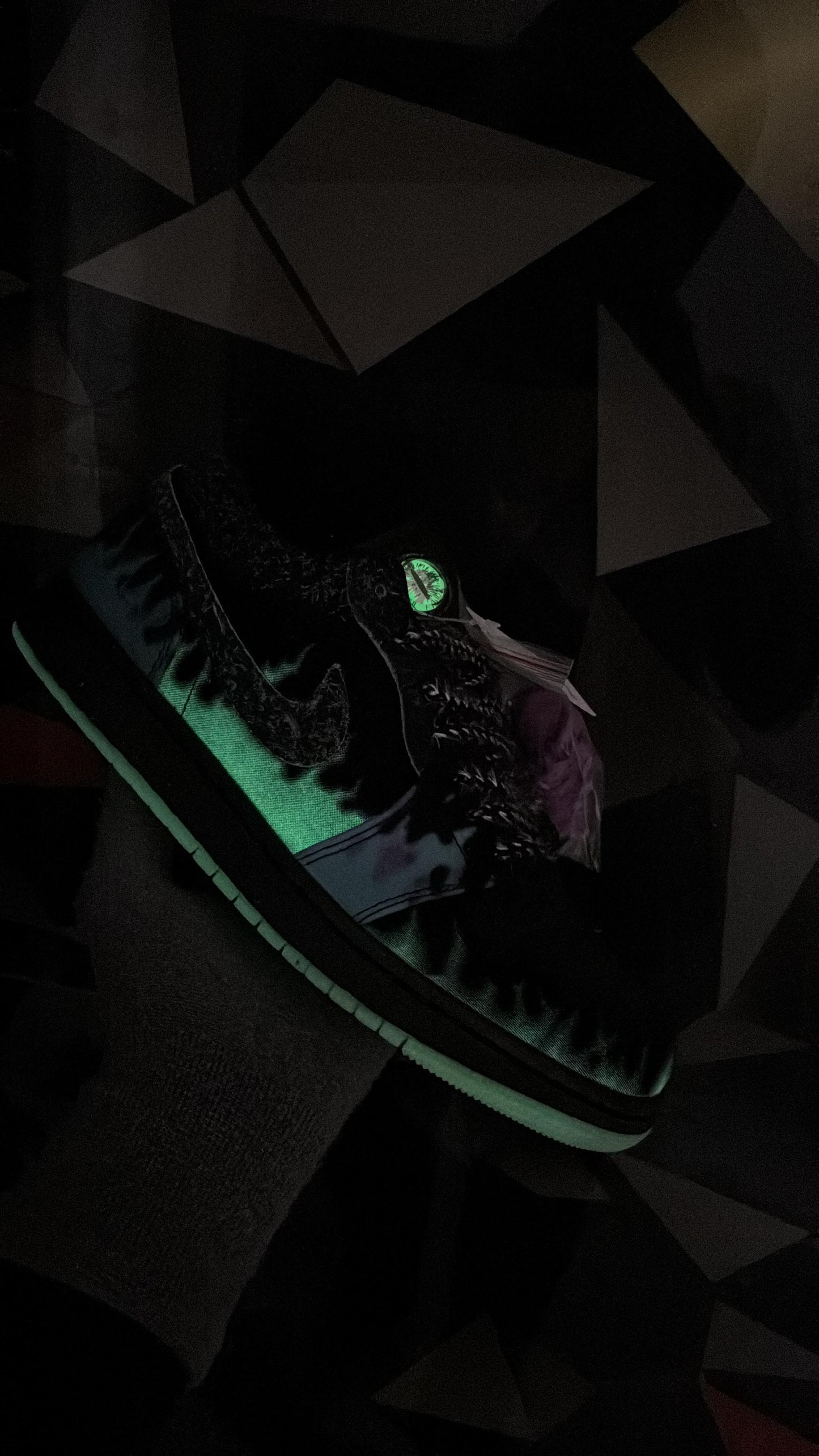 Air jordan one low fortune fly glow in dark