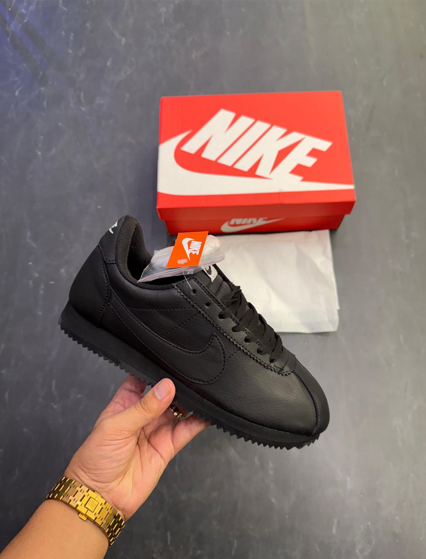 NIKE CORTEZ