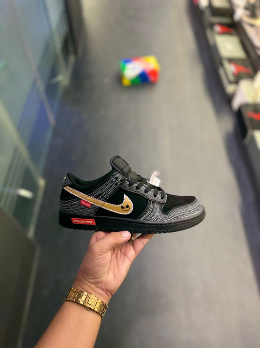 NIKE SB DUNK SUPREME 2025