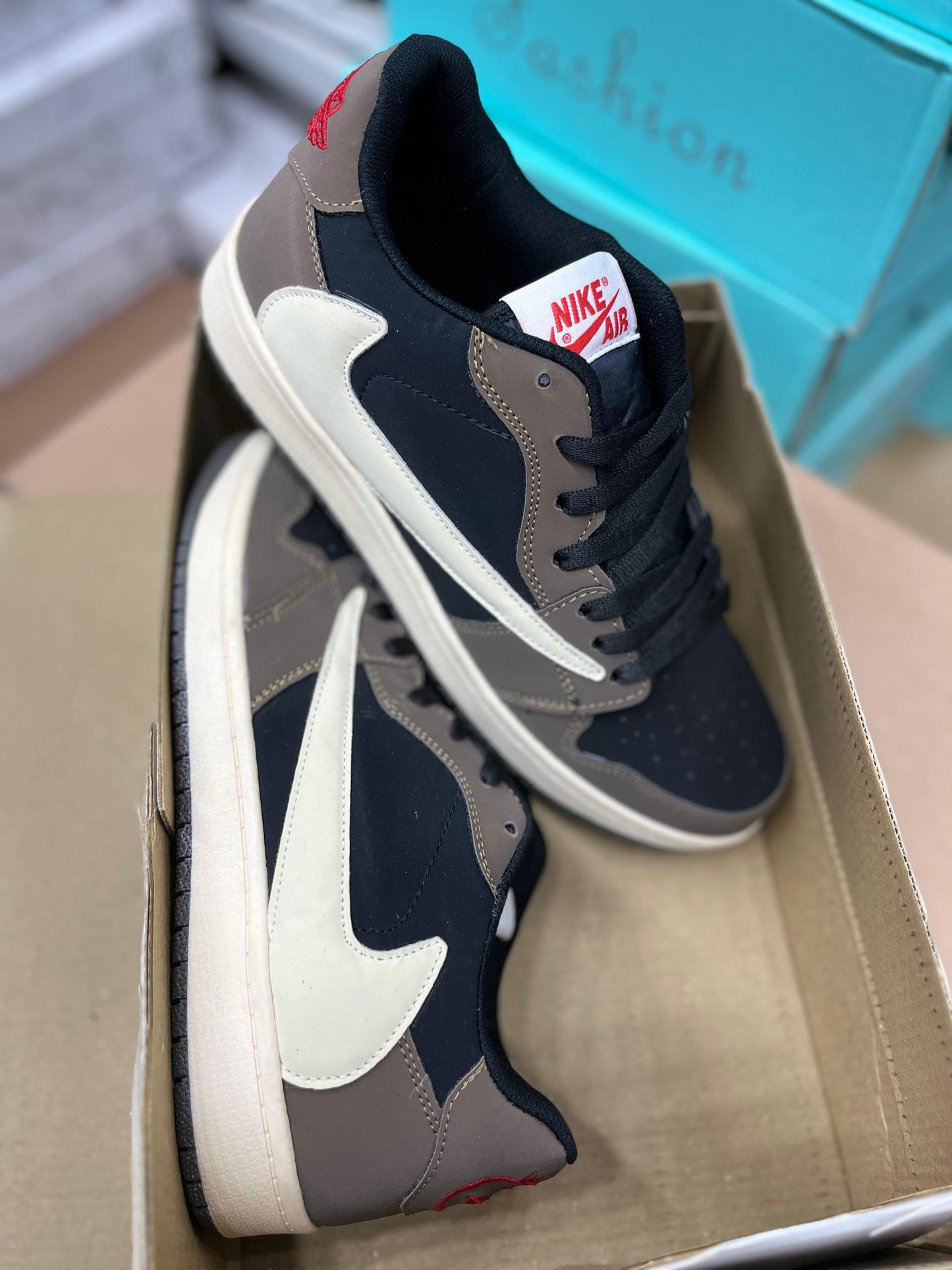 Nike Travis Scott