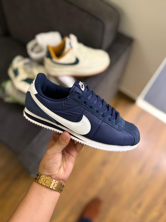 NIKE CORTEZ NYLON NAVY
SHOWROOM QUALITY