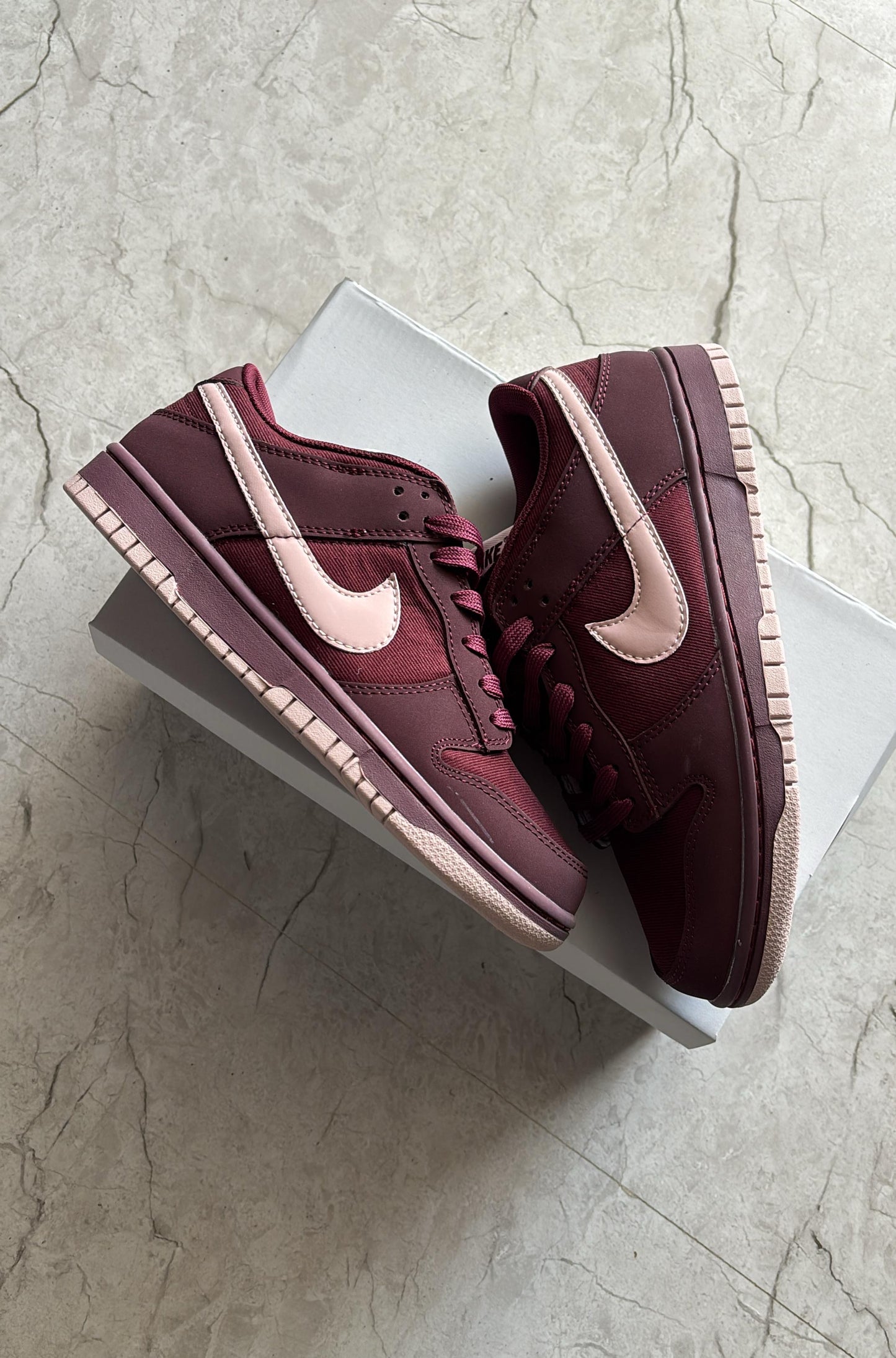 Nike SB dunk beetroot crush