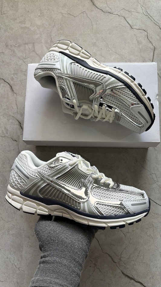 Nike vomero 5