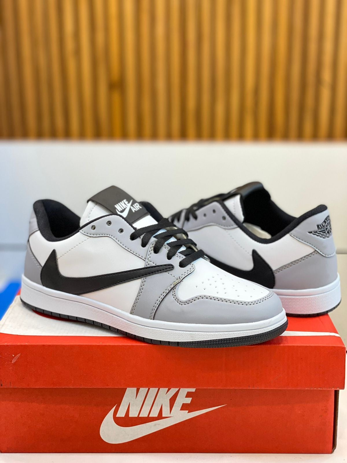 Nike