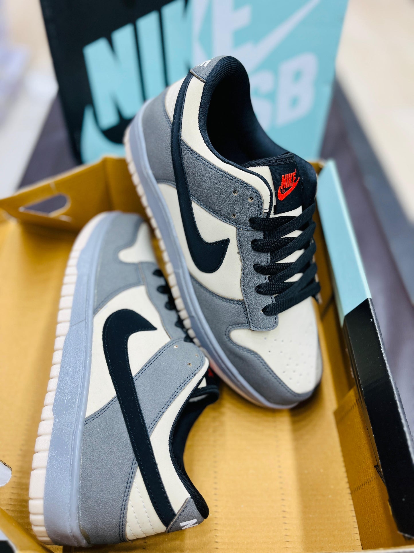Nike