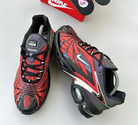 NIKE AIRMAX TAILWIND TN PLUS RED
SHOWROOM QUALITY