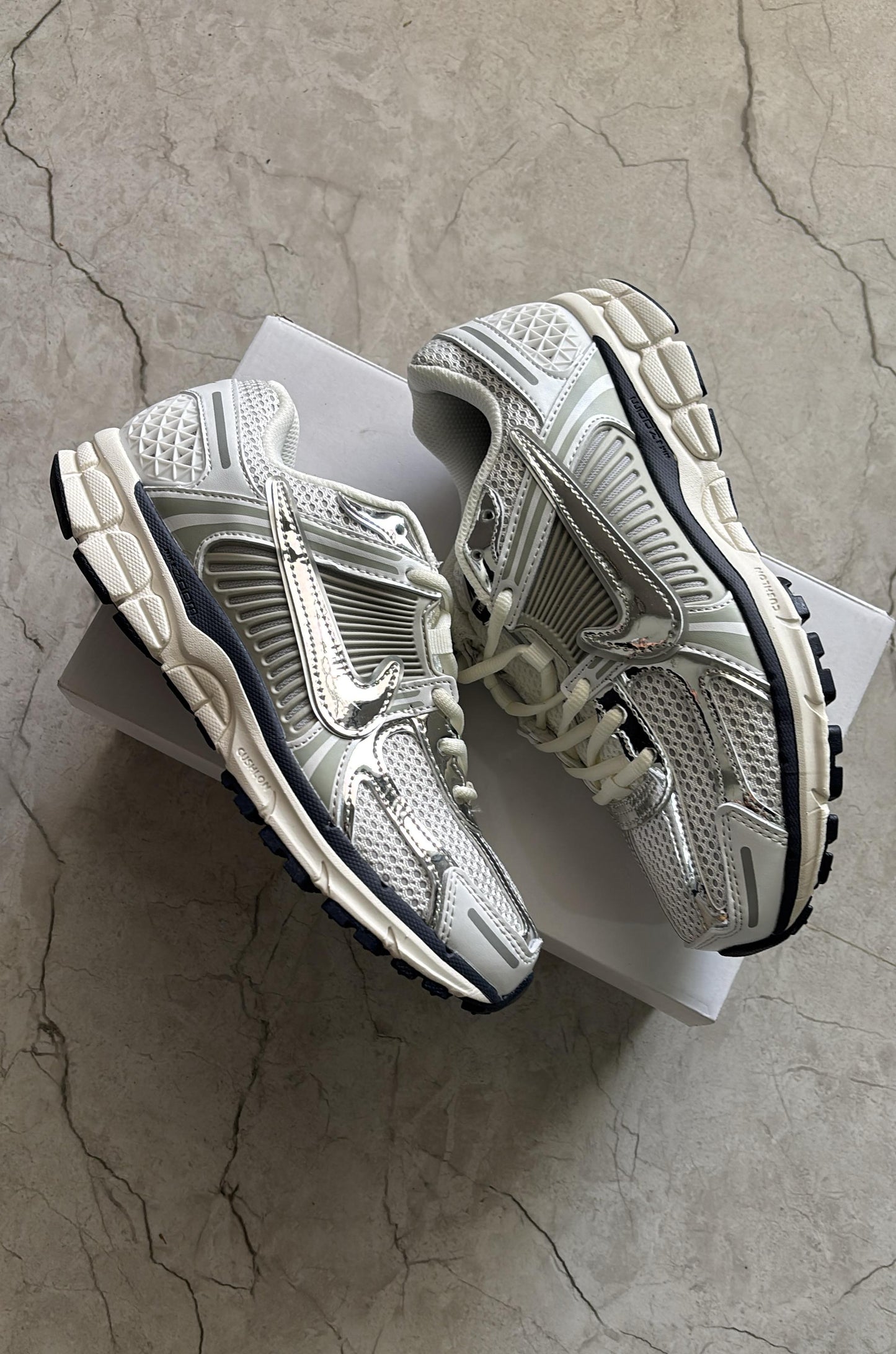 Nike vomero 5