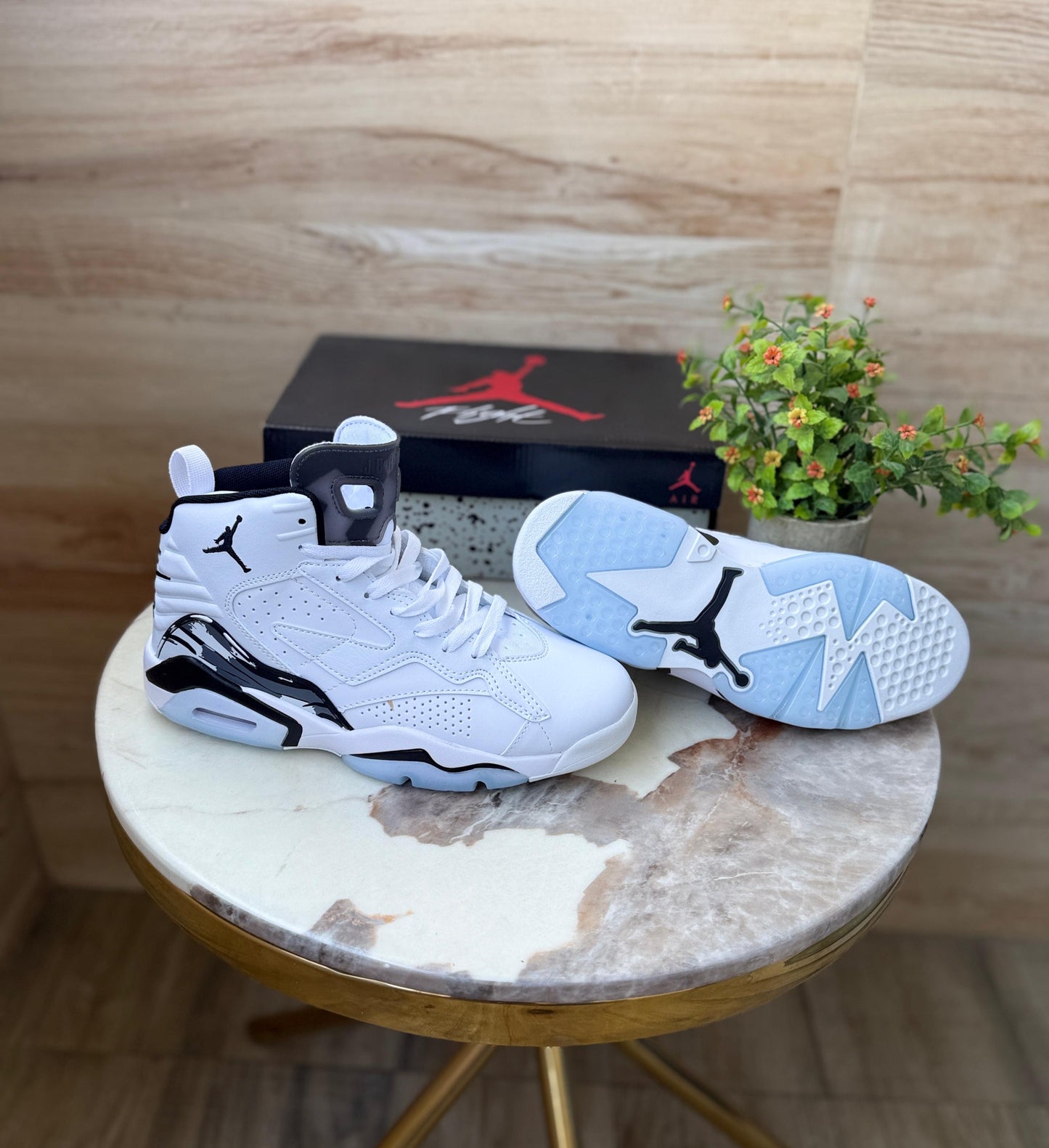 AIR JORDANS JUMPMAN MVP WHITE
BASIC