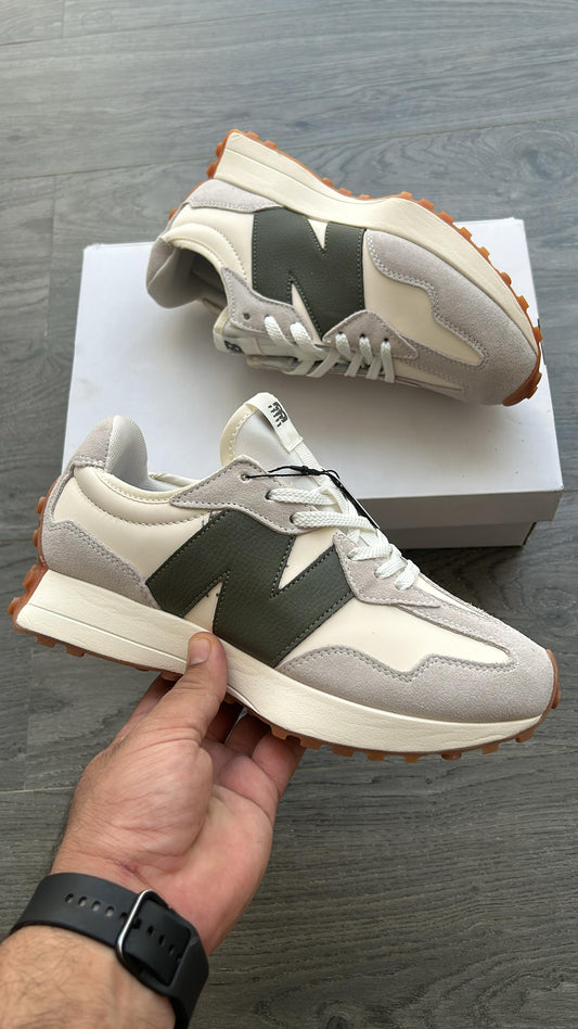 New Balance 327